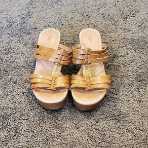 UGG Mattie Wedge Sandal